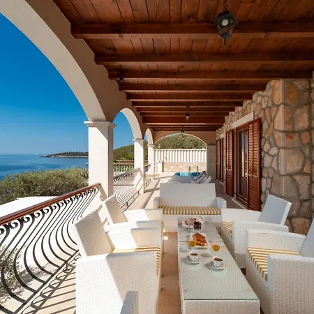 Vila Amfora Korcula - Six Bedroom With Amazing View